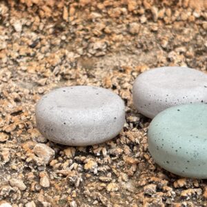 No.V21 Pebble Handles